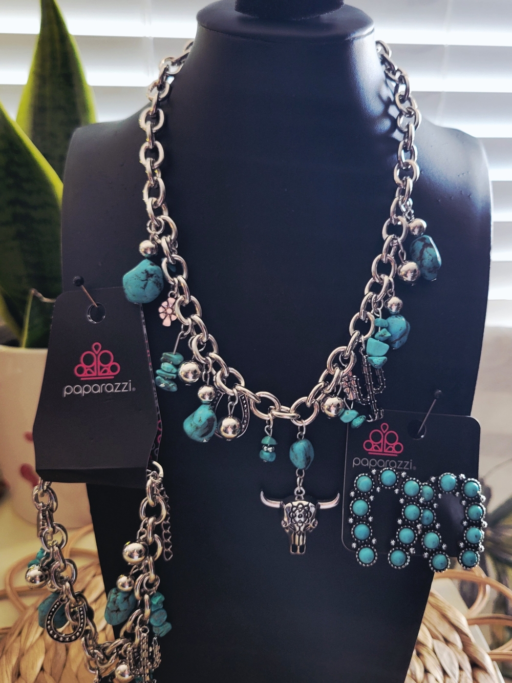 Paparazzi 4 Pc Set Silver-Tone Necklace with Turquoise Beads and Longhorn Charm